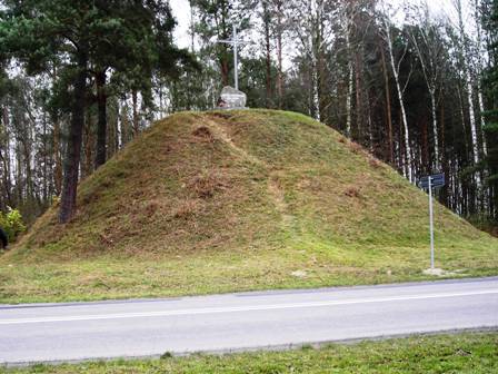 Kopiec w Zawadach (Majówce)